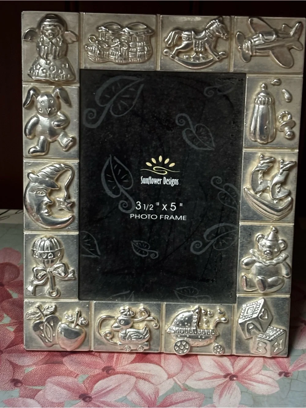 VTG Sunflower Designs baby nursery picture frame